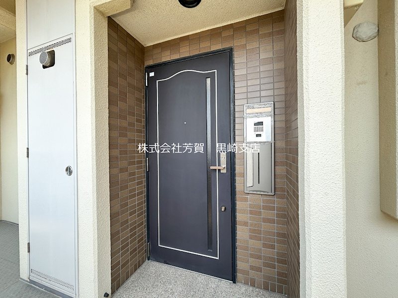 オークランド桜通り 玄関