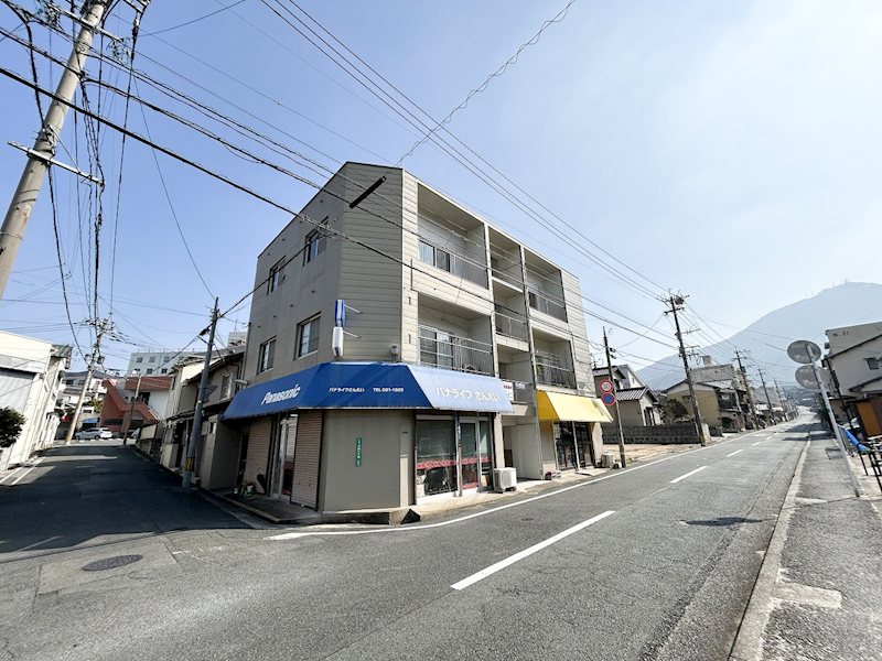 清納ビル 外観