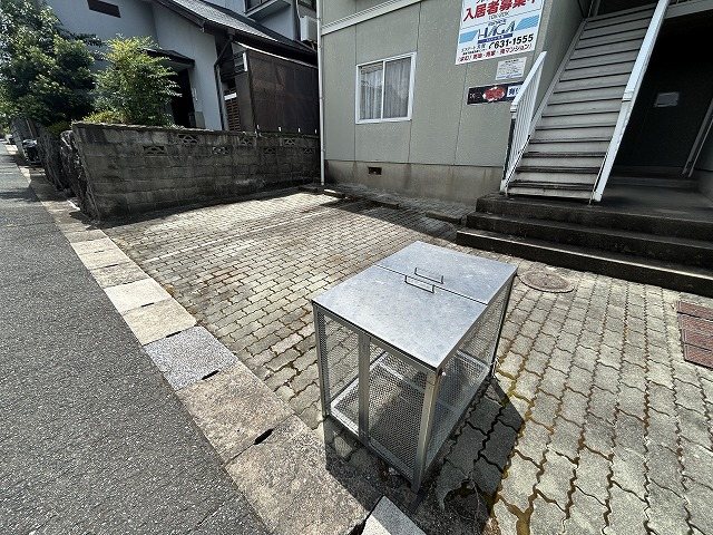 フレグランス浅川台 駐車場