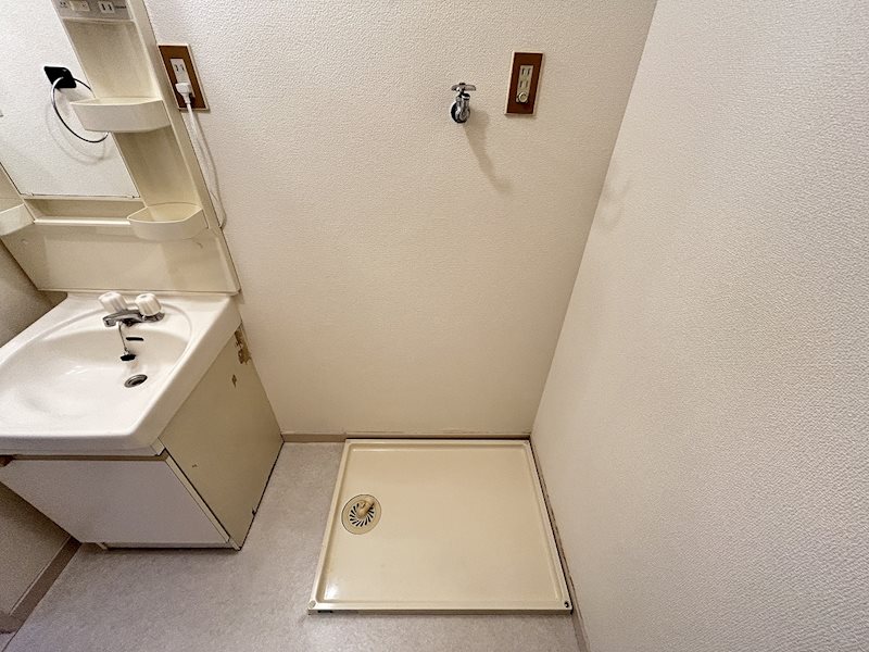 光興産中央ビル 洗面所