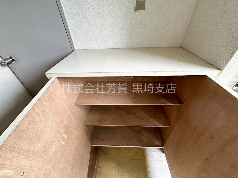 ディアライフ中央 玄関
