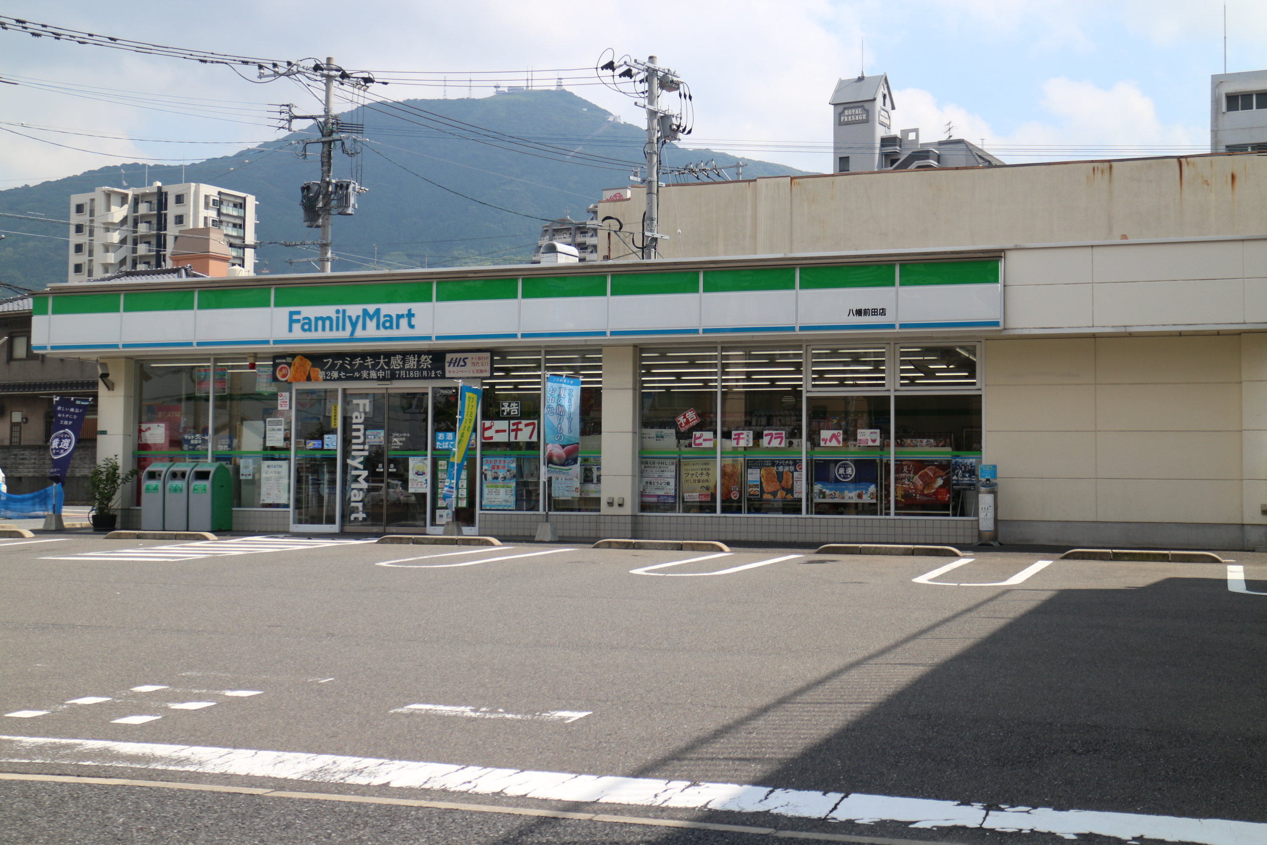 リオグランデ八幡 コンビニ