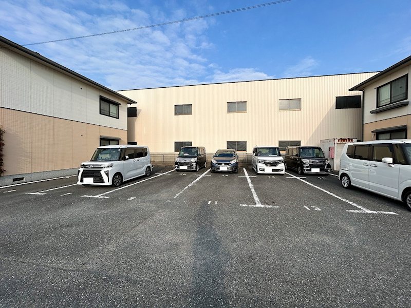 セゾン則松Ⅰ 駐車場