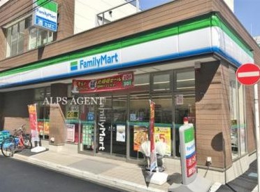 フェリース横濱 コンビニ
