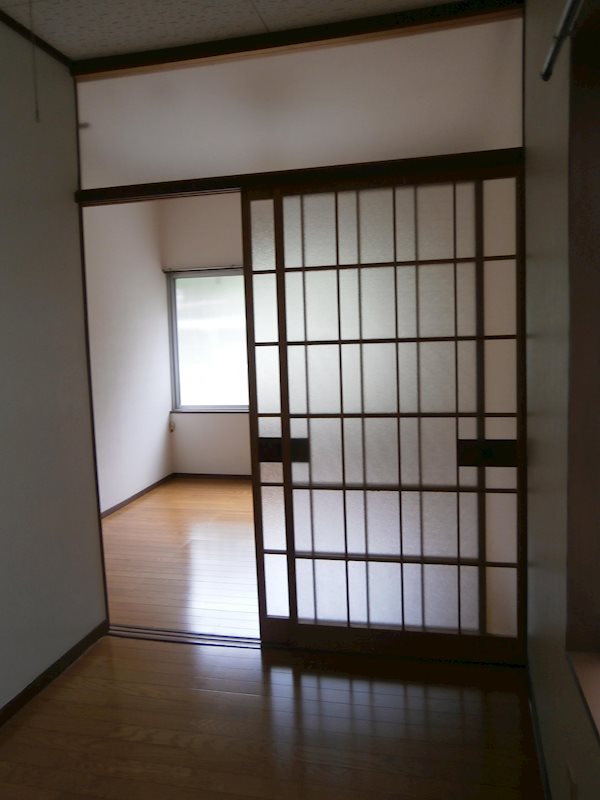 第二静山 ベッドルーム