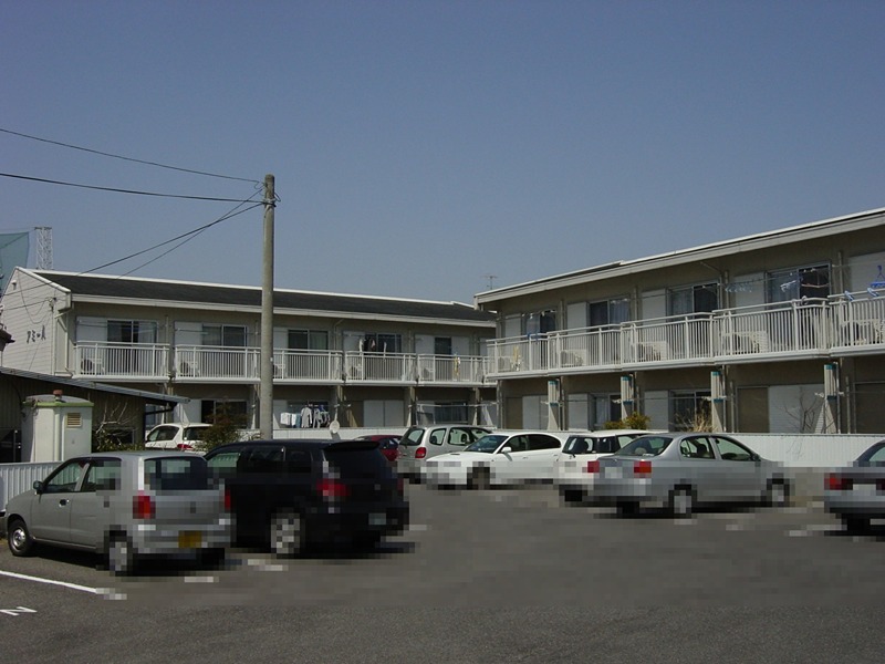 アミーA棟・B棟 駐車場