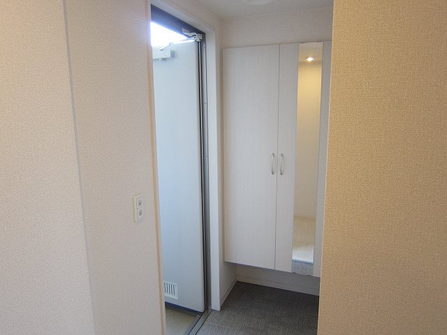 ヴァイオレット 玄関