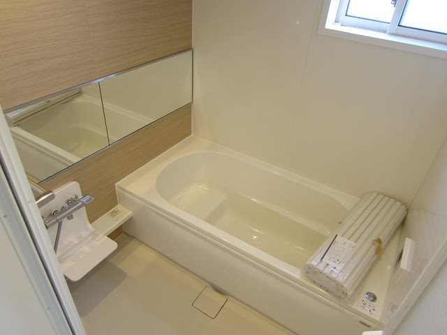 ヴァイオレット 風呂画像