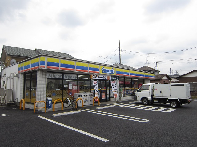 ヴァイオレット コンビニ