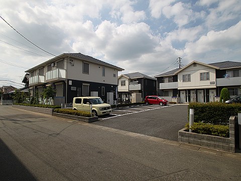 クオリティーハイムⅢ  駐車場