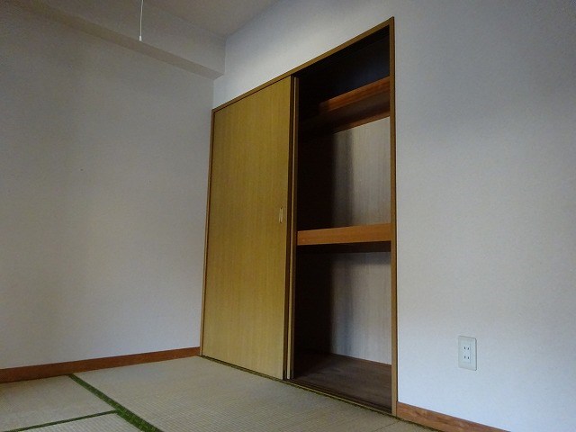 オーチャード 収納