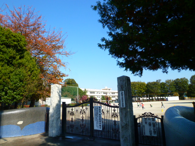 パークアベニュ－ 小学校