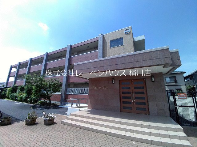 マルイチパラッツォエスト 外観