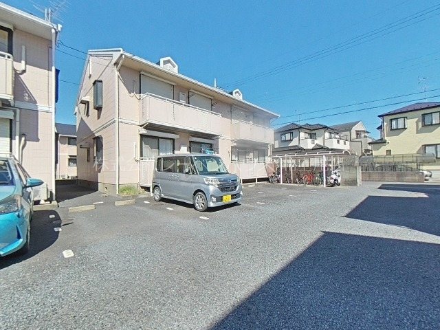 セジュールグランデⅣ 駐車場
