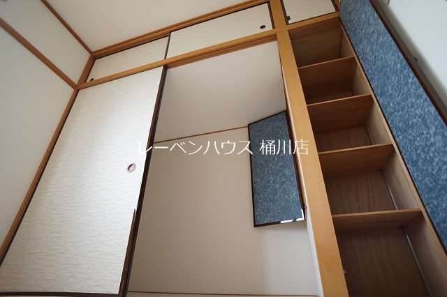 NBホームズ桶川 収納
