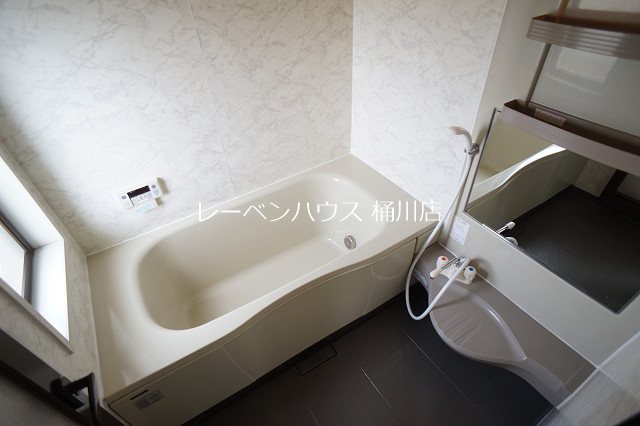 NBホームズ桶川 風呂画像