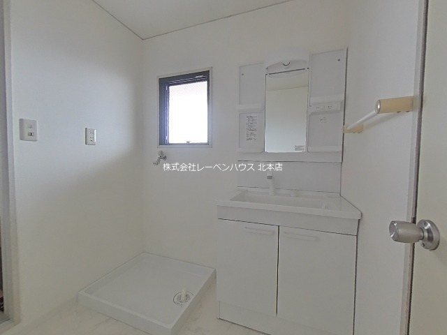フローテラス 洗面所