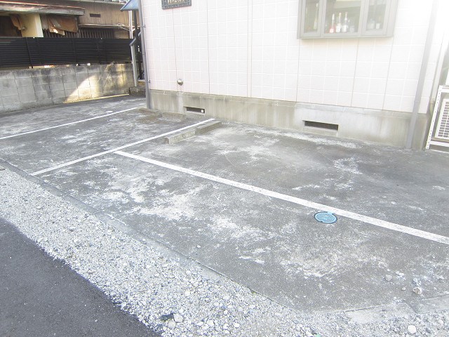ドリームヴィラ 駐車場