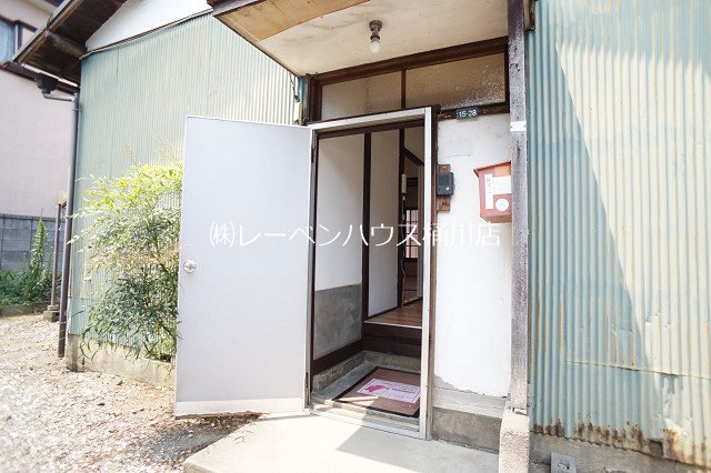 泉一丁目貸家 玄関