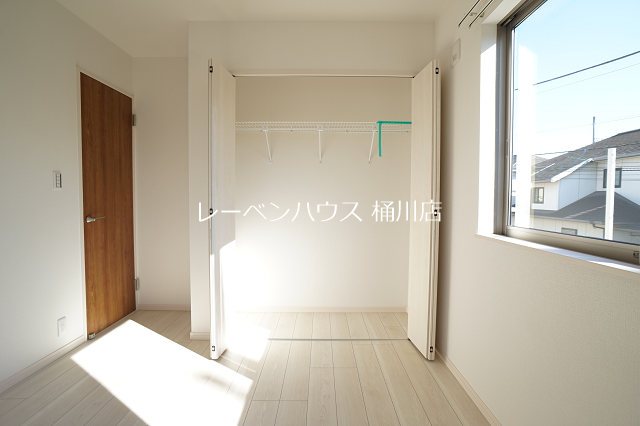 上尾市上貸家3号棟 収納