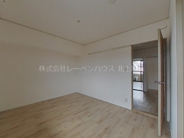 プレジオ大沢B ベッドルーム