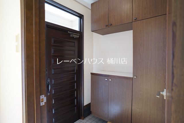 ビューパレス泉台Ｃ棟 玄関