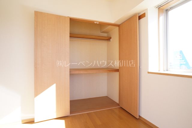 マルイチパラッツォエスト 収納