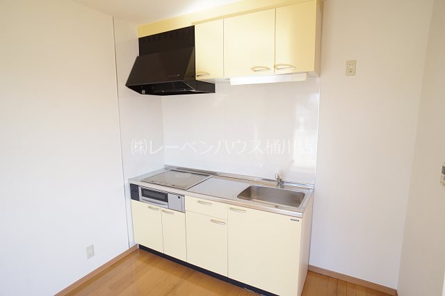 マルイチパラッツォエスト キッチン