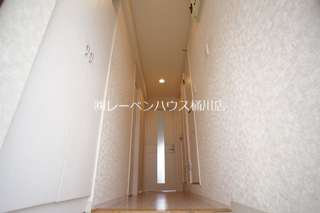 アメニティパレスＡ棟 玄関