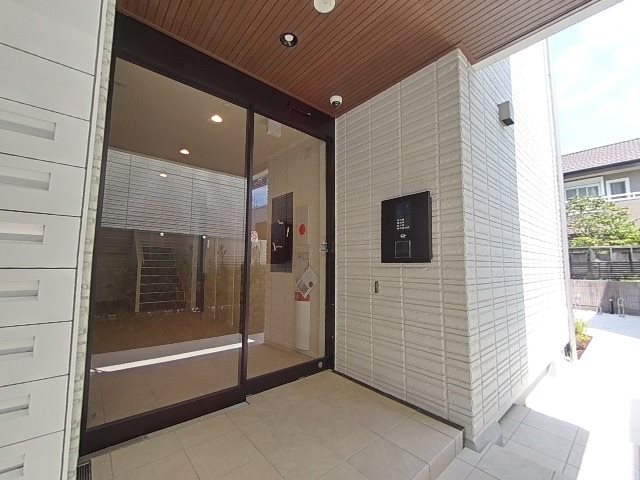 ＣｏｍｆｏｒｔＭａｉｓｏｎ浦和元町 エントランス