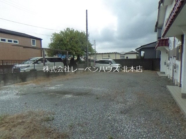 宇野ハイツ  駐車場