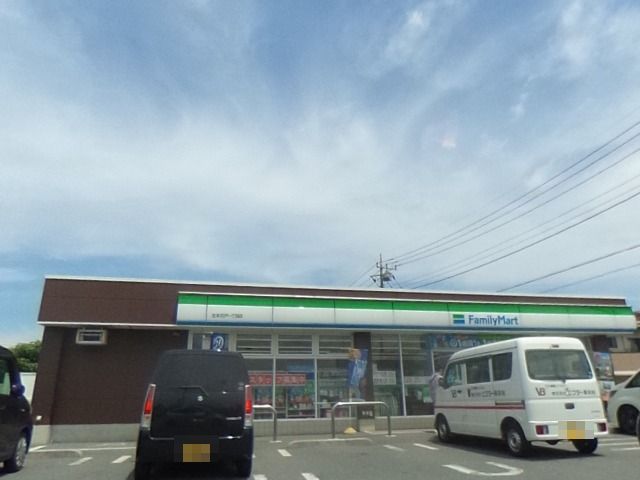 宇野ハイツ  コンビニ