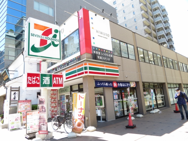 ポルト　ボヌール　浦和仲町 コンビニ
