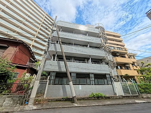 コスモスパジオ浦和常盤 外観