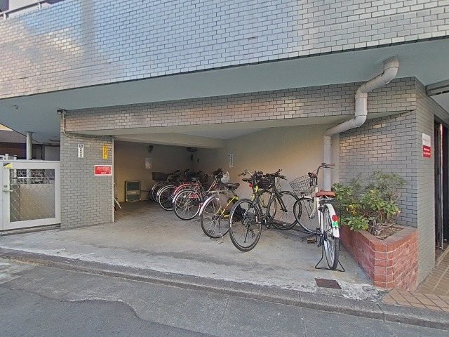 コスモスパジオ浦和常盤 その他