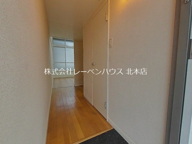 ティーグル 玄関