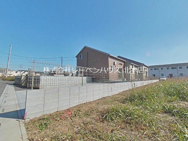 アートクラーノ 駐車場