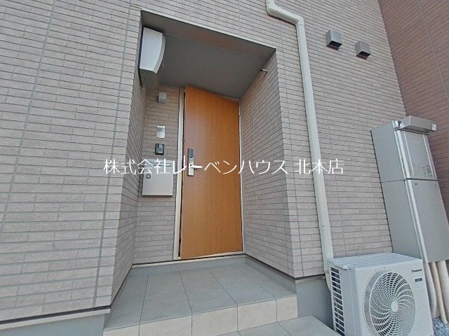 アートクラーノ 玄関