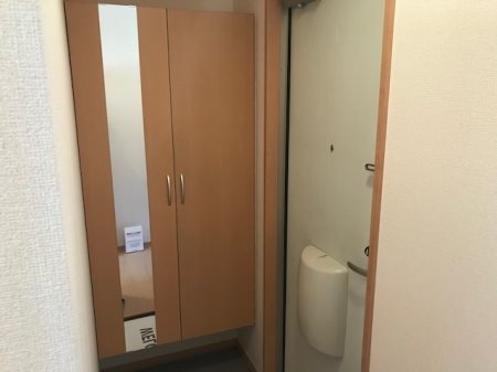 グランコート富士 玄関