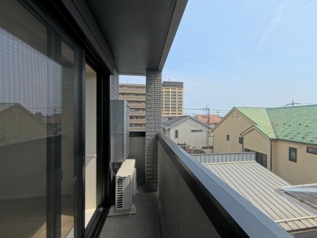 ＬｅＬｉｅｎ浦和領家 ベランダ