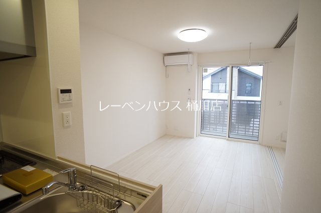 CLASSEUM桶川泉Ⅱ リビング