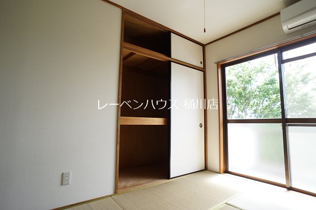 サンライズ若宮 収納