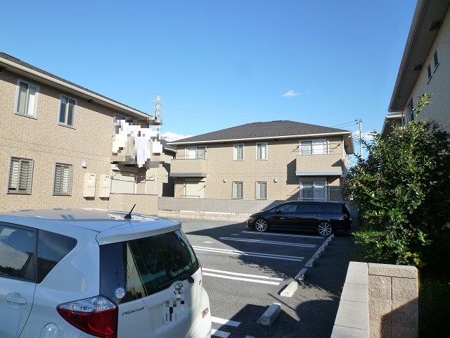 第７グリーンハイツA 駐車場
