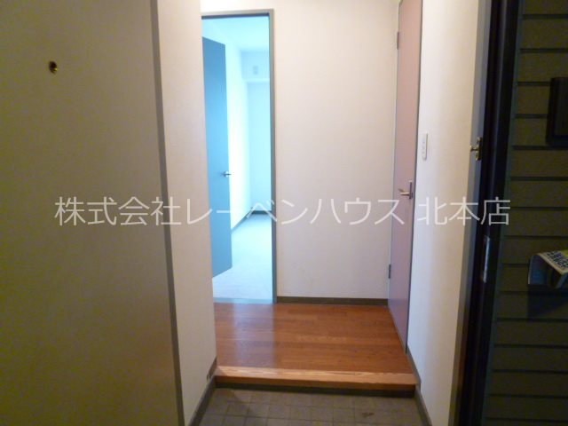グレースヒル大和 玄関