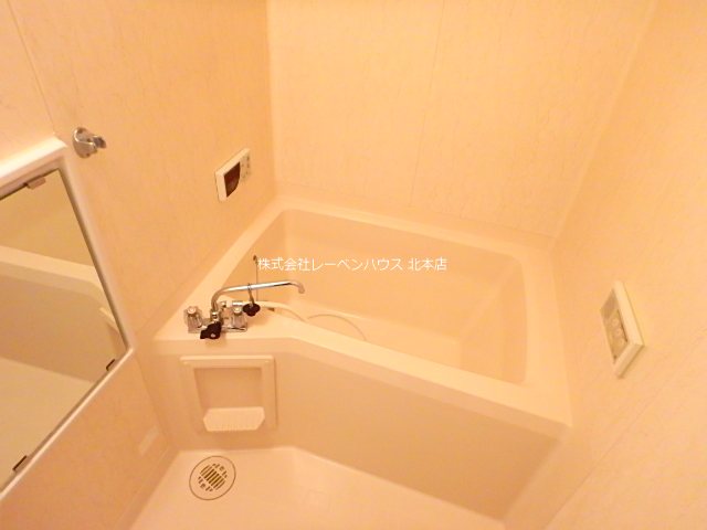 カーサボニータＤ棟 風呂画像