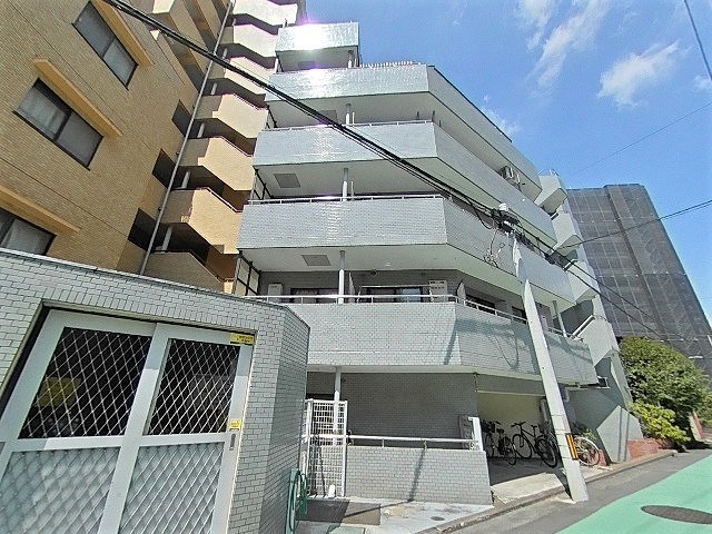 コスモスパジオ浦和常盤 外観