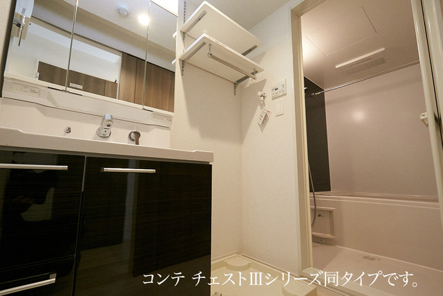 ヒカルサさいたま宮原 洗面所