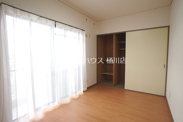 桶川中央マンション ベッドルーム
