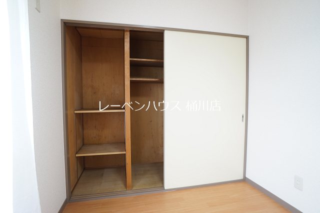 桶川中央マンション 収納