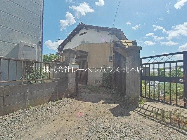 北本市東間4丁目平屋戸建て エントランス